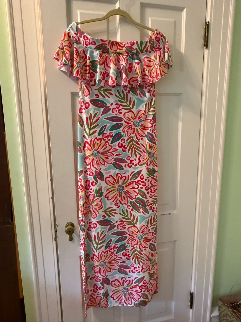 Hello Dobson size S Off-Shoulder Floral Maxi Dress in Multicolor